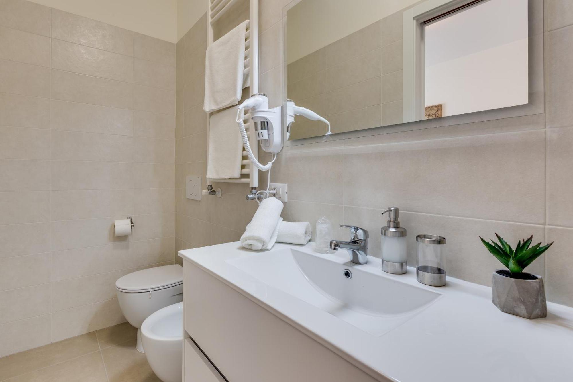 Rooms Vidar Train Station Venezia Esterno foto